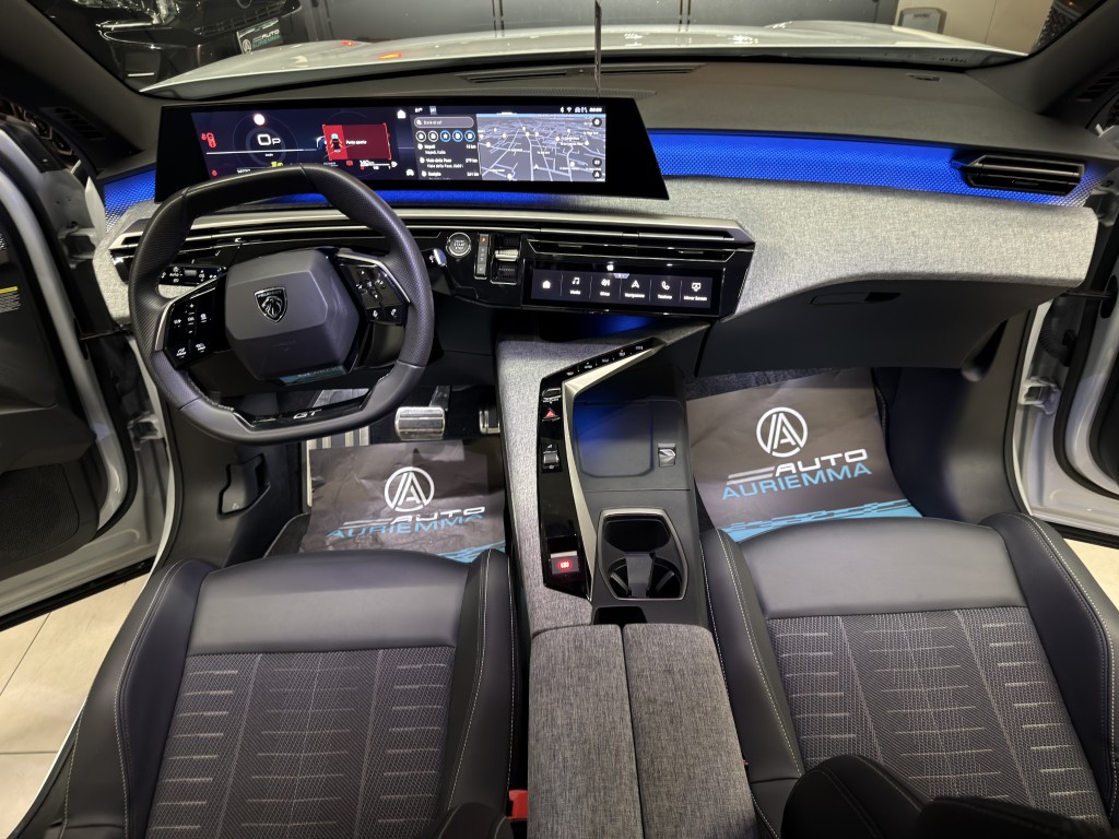 PEUGEOT 3008 1200 HYBRID 145 CV GT